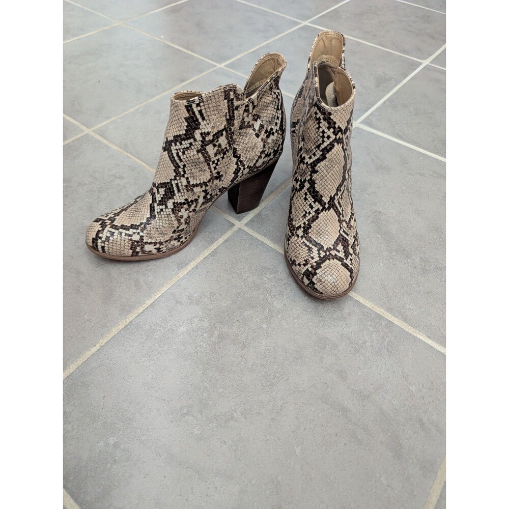 Michael Shannon Snake print  Ginnie Ankle boots Size 10